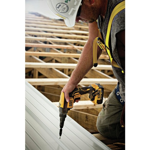 Dewalt 20V MAX XR Brushless Lithium-Ion Cordless Versa-Clutch Adjustable Torque Screwgun (Tool Only) - DCF622B