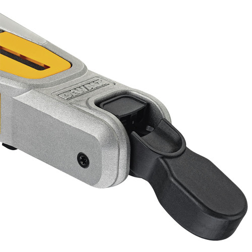 Dewalt DCS361M1 20V MAX 7-1/4 in. Cordless Sliding Compound Miter Saw Kit with (1) 4Ah Battery