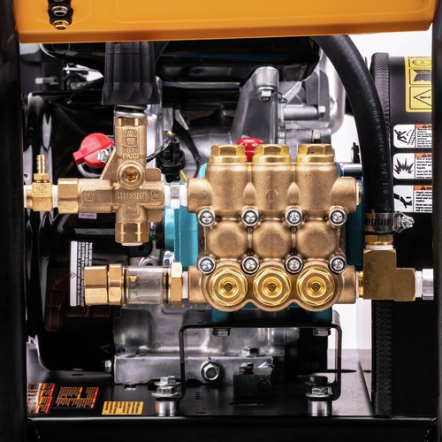 Dewalt 4200 PSI 4.0 GPM Gas Pressure Washer Powered by HONDA - 60606