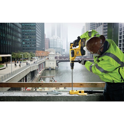 Dewalt 60V MAX Brushless Lithium-Ion Cordless 1-9/16 in. SDS MAX Combination Rotary Hammer Kit (9 Ah) - DCH481X2