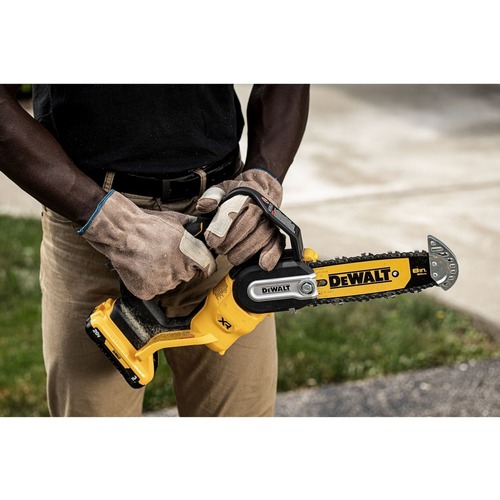 Dewalt 20V MAX Brushless Lithium-Ion 8 in. Cordless Pruning Chainsaw (Tool Only) - DCCS623B