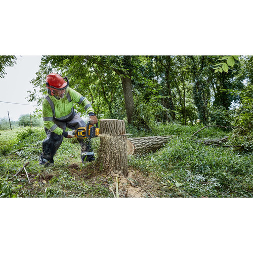 Dewalt 60V MAX Brushless Lithium-Ion 18 in. Cordless Chainsaw (Tool Only) - DCCS672B