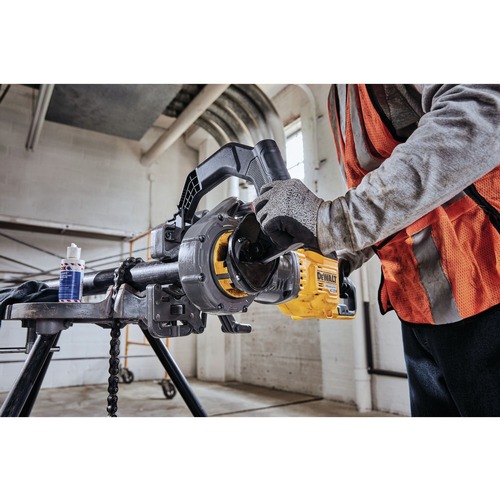Dewalt 60V MAX FLEXVOLT Brushless Lithium-Ion Cordless Pipe Threader Kit with Die Heads and 2 Batteries (9 Ah) - DCE700X2K