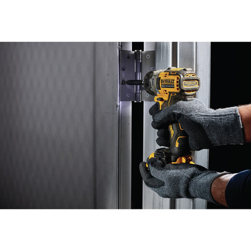 Dewalt 12V MAX XTREME Brushless Lithium-Ion Cordless 1/4 in. Screwdriver Kit (2 Ah) - DCF601F2