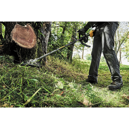 Dewalt DCST972X1 60V MAX Brushless Lithium-Ion 17 in. Cordless Attachment Capable String Trimmer Kit (3 Ah)