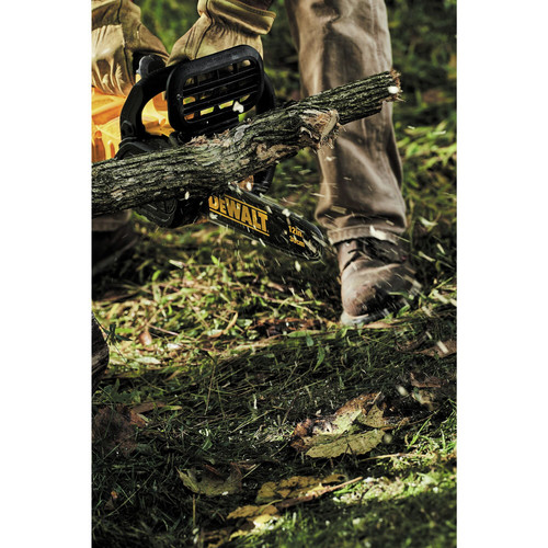 Dewalt DCCS670X1-DCST970B 60V MAX FLEXVOLT Brushless Lithium-Ion 16 in. Cordless Chainsaw and String Trimmer Bundle (3 Ah)