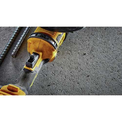 Dewalt FLEXVOLT 60V MAX Brushless Lithium-Ion 7 in. Cordless Grinder with Kickback Brake Kit with 2 Batteries (9 Ah) - DCG440X2