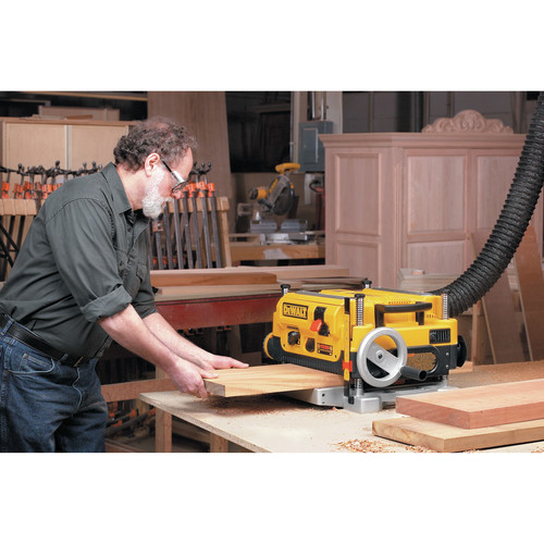 Dewalt DW735 120V 15 Amp 13 in. Corded Three Knife Two Speed Thickness Planer