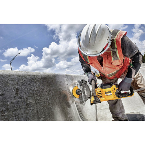Dewalt FLEXVOLT 9 in. Diamond Cutting Wheel - DWAFV8900