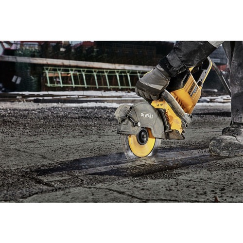 Dewalt 9 in. XP4 Asphalt Segmented Diamond Blade - DW47944