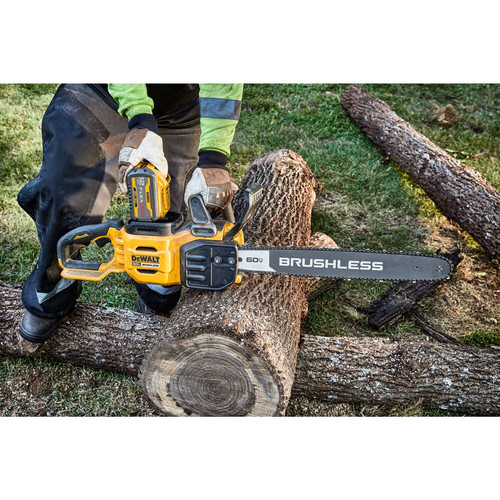 Dewalt 60V MAX Brushless Lithium-Ion 20 in. Cordless Chainsaw (Tool Only) - DCCS677B