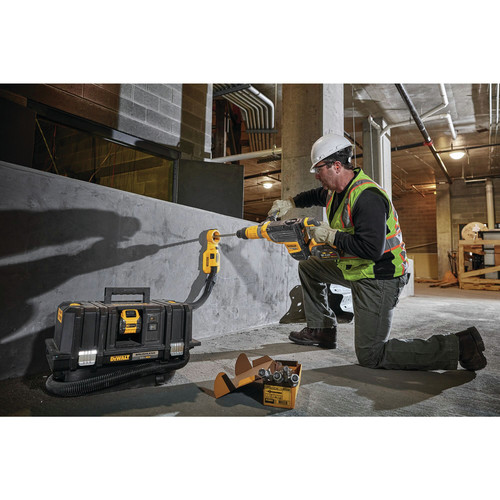 Dewalt DCV585B FlexVolt 60V MAX Dust Extractor (Tool Only)