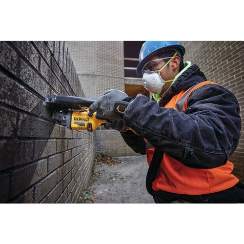 Dewalt 60V MAX FLEXVOLT Brushless Lithium-Ion 4-1/2 in. - 6 in. Cordless Grinder Kit with Kickback Brake and 9 Ah Battery - DCG418X1