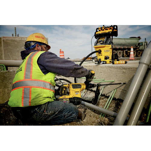 Dewalt 20V MAX 1800 Watt Portable Power Station and Simultaneous Battery Charger (Tool Only) - DCB1800B