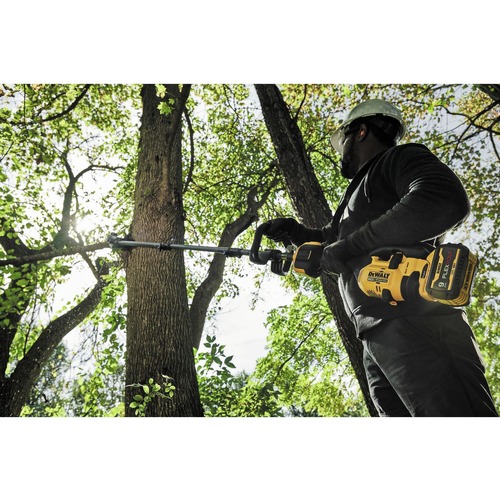 Dewalt DCST972X1DWOAS7BL-BNDL 60V MAX Brushless Lithium-Ion 17 in. Cordless String Trimmer Kit (9 Ah) and Universal Blower Attachment Bundle