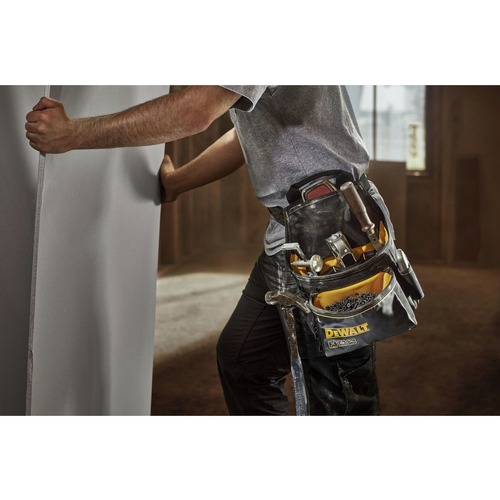 Dewalt Professional Tool Pouch - DWST540101