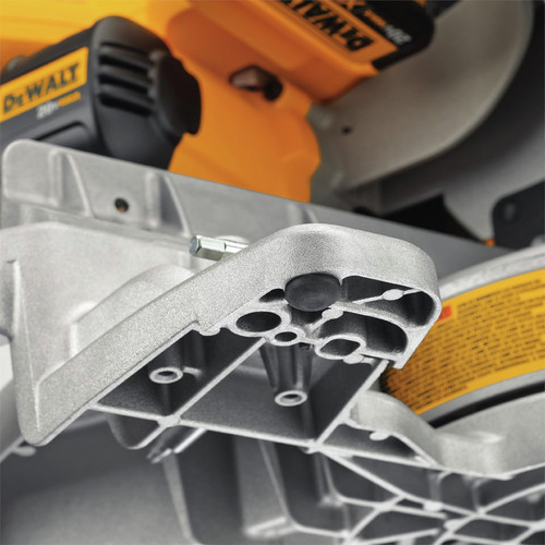 Dewalt DCS361M1 20V MAX 7-1/4 in. Cordless Sliding Compound Miter Saw Kit with (1) 4Ah Battery