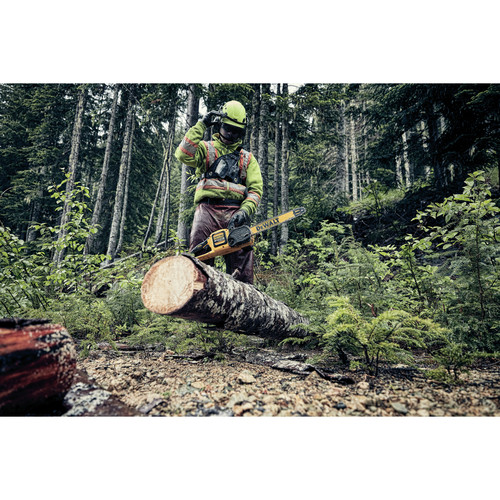 Dewalt DCCS670B 60V MAX Brushless 16 in. Chainsaw (Tool Only)