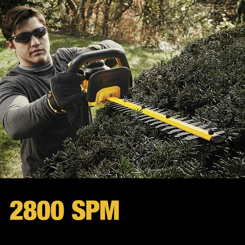 Dewalt 20V MAX Brushed Lithium-Ion 22 in. Cordless Hedge Trimmer Kit (5 Ah) - DCHT820P1