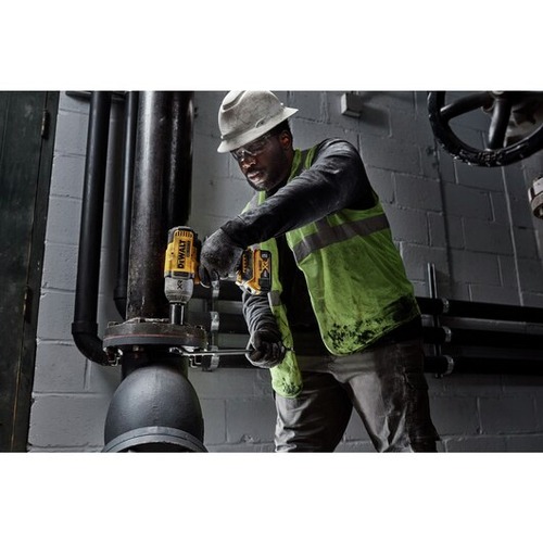 Dewalt 20V MAX XR Brushless Lithium-Ion 1/2 in. Cordless High Torque Impact Wrench with Hog Ring Anvil (Tool Only) - DCF900B