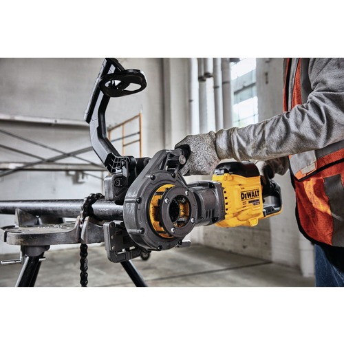 Dewalt 60V MAX FLEXVOLT Brushless Lithium-Ion Cordless Pipe Threader Kit with Die Heads and 2 Batteries (9 Ah) - DCE700X2K