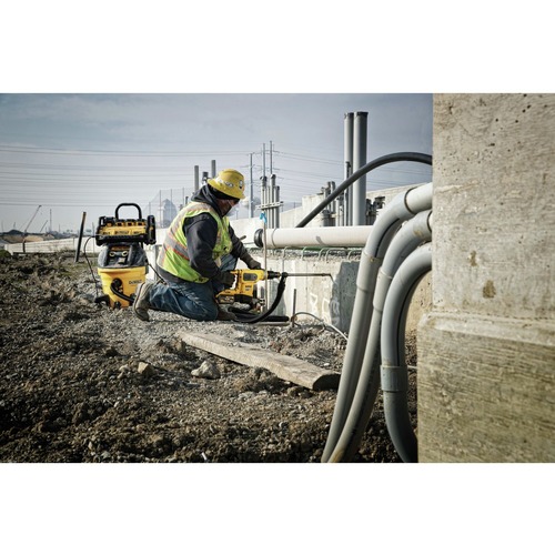 Dewalt 60V MAX Brushless Lithium-Ion Cordless 1-9/16 in. SDS MAX Combination Rotary Hammer Kit (9 Ah) - DCH481X2