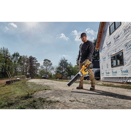 Dewalt DCBL772X1-DCCS670B 60V MAX FLEXVOLT Brushless Lithium-Ion Cordless Handheld Axial Blower and 16 in. Chainsaw Bundle (3 Ah)