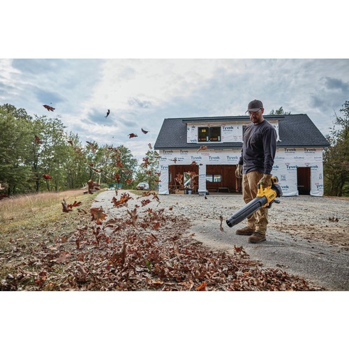 Dewalt 20V MAX XR Lithium-Ion Brushless Handheld Cordless Blower (Tool Only) - DCBL722B
