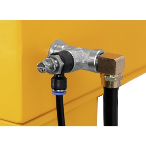 Dewalt 20 CFM @ 90 PSI Max Pressure 125 PSI Abrasive Blast Cabinet - DXCM009-0370