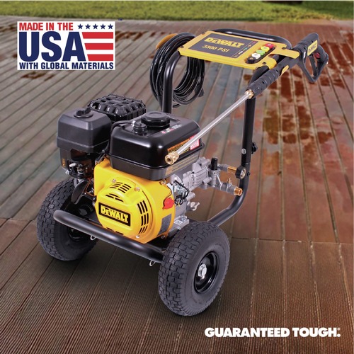 Dewalt DXPW3300S 3300 PSI 2.4 GPM Gas Cold Water Pressure Washer