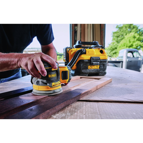 Factory Reconditioned Dewalt 20V MAX XR Brushless Variable-Speed Lithium-Ion 5 in. Random Orbital Sander (Tool Only) - DCW210BR