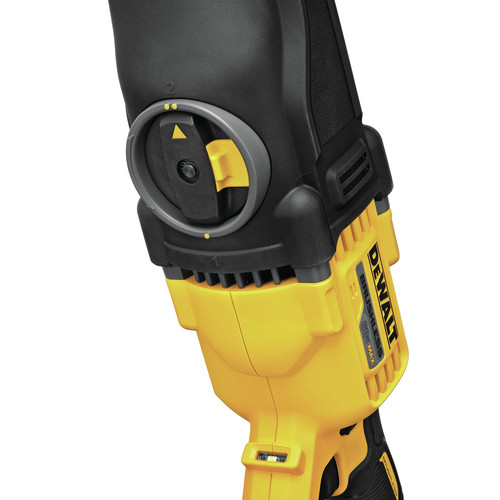 Dewalt FLEXVOLT 60V MAX Lithium-Ion In-Line 1/2 in. Cordless Stud and Joist Drill Kit with E-Clutch System (9 Ah) - DCD470X1
