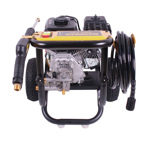 Dewalt DXPW3300S 3300 PSI 2.4 GPM Gas Cold Water Pressure Washer