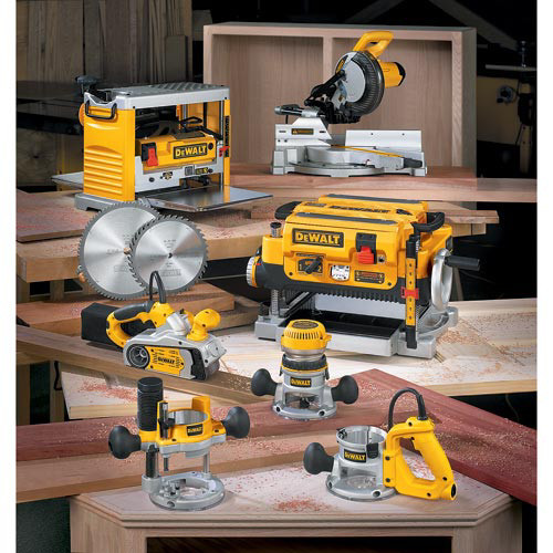 Dewalt DW735X 15 Amp 13 in. Two-Speed Corded Thickness Planer with Support Tables and Extra Knives