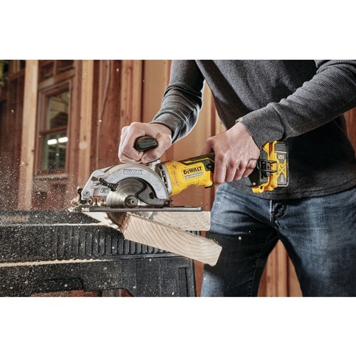 Dewalt 20V MAX ATOMIC Brushless 4-1/2 in. Cordless Circular Saw (Tool Only) - DCS571B