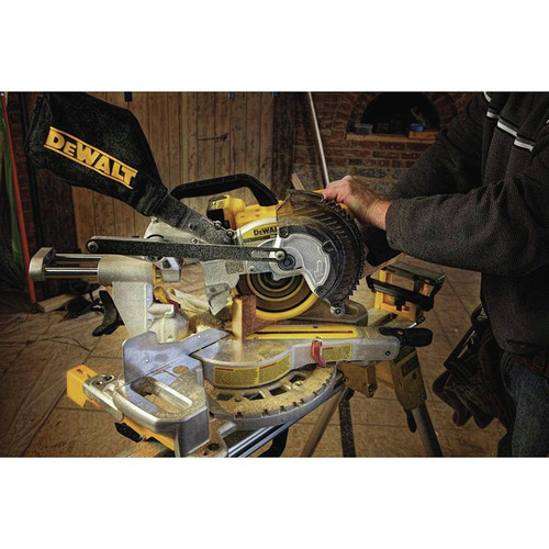 Dewalt DCS361M1 20V MAX 7-1/4 in. Cordless Sliding Compound Miter Saw Kit with (1) 4Ah Battery