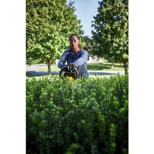 Dewalt 60V MAX Brushless Lithium-Ion 26 in. Cordless Hedge Trimmer Kit (2 Ah) - DCHT870T1